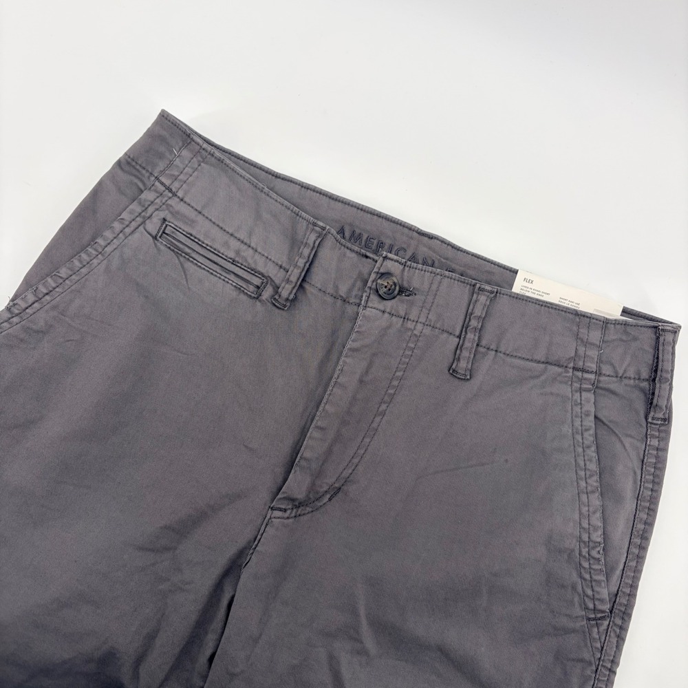 American Eagle Khaki Shorts Mens 28 Gray Flex Lived-In Below The Knee